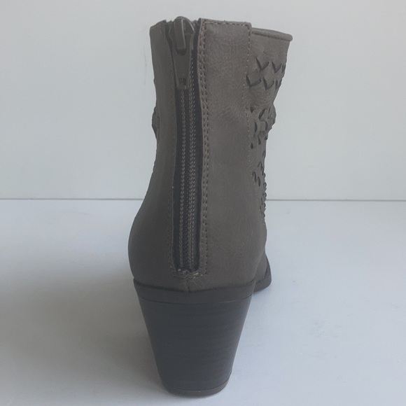 Seven Dials Quinn zip up ankle bootie gray - Picture 11 of 14